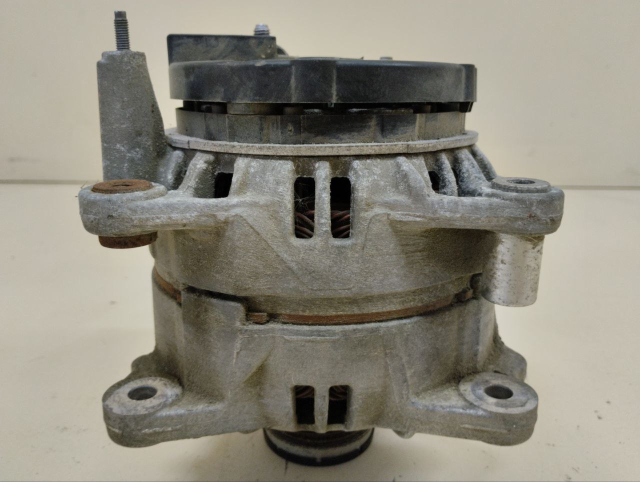 Генератор Volkswagen Polo (MK5) 2011-2020 Генератор Volkswagen Polo (MK5) 2011-2020