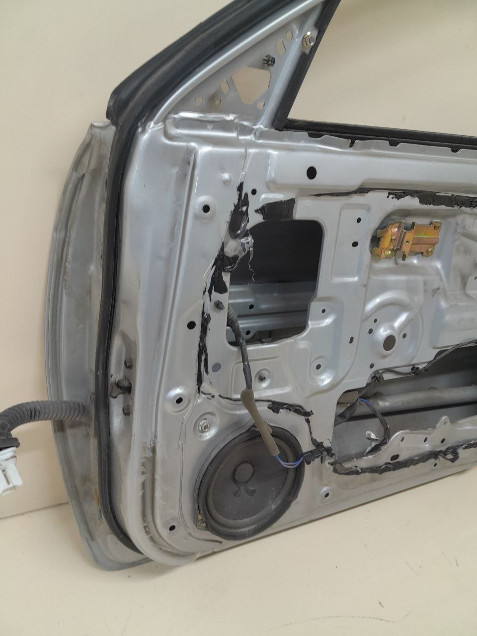 Дверь передняя правая Kia Spectra (SD) 2004-2011 Дверь передняя правая Kia Spectra (SD) 2004-2011
