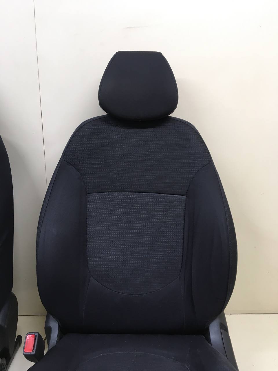 Сиденье (комплект) Hyundai Solaris (RB) 2010-2017 Сиденье (комплект) Hyundai Solaris (RB) 2010-2017