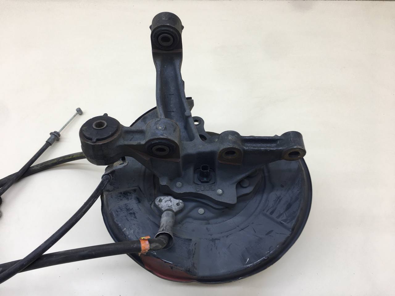 Кулак поворотный задний левый Toyota Camry (V50) 2011-2017 Кулак поворотный задний левый Toyota Camry (V50) 2011-2017