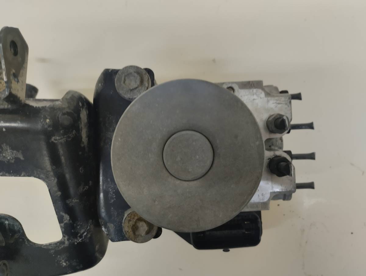 Блок ABS (насос) Lexus RX 350 /450h (XL10) 2009-2015