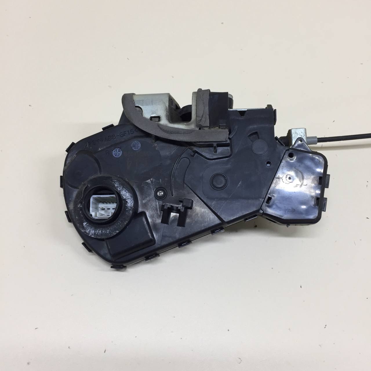 Замок багажника Toyota Land Cruiser Prado (J150) 2009-2022 Замок багажника Toyota Land Cruiser Prado (J150) 2009-2022