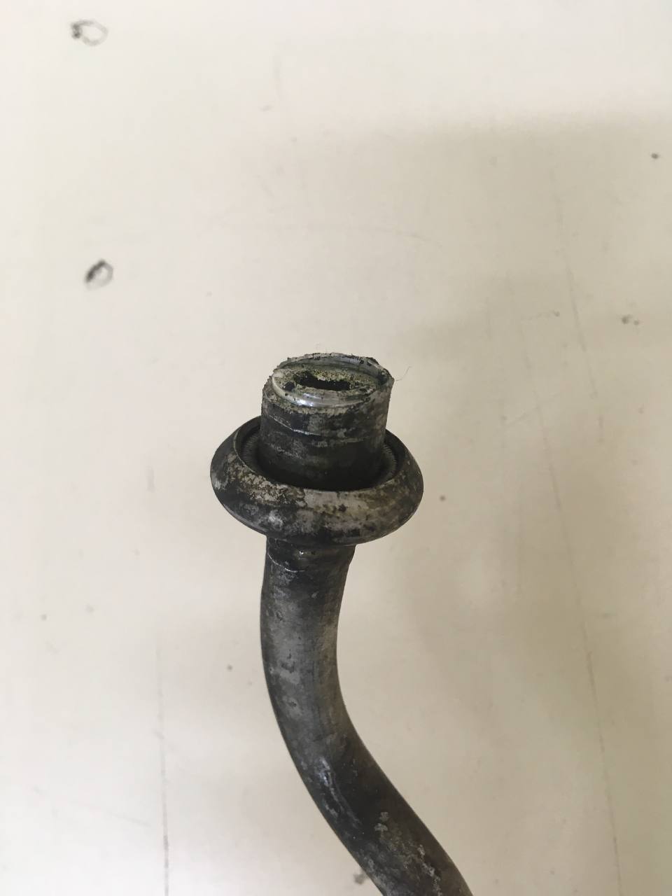 Трубка кондиционера Ford Fusion (JU) 2002-2012