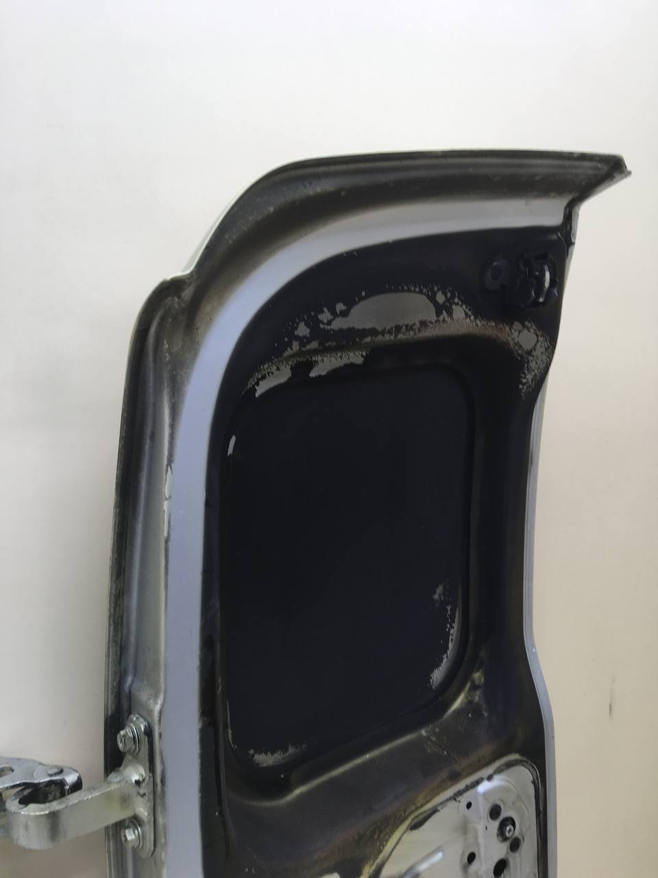 Дверь багажника со стеклом Lada Largus 2012>