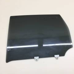 Стекло двери задней левой Nissan Note (E11) 2006-2013