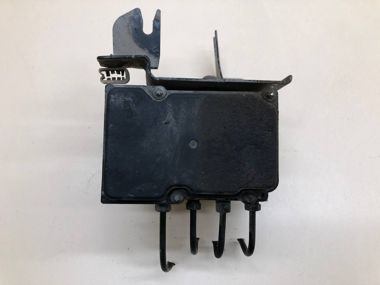 Блок ABS (насос) Nissan Almera 3 (G11, G15) 2012>