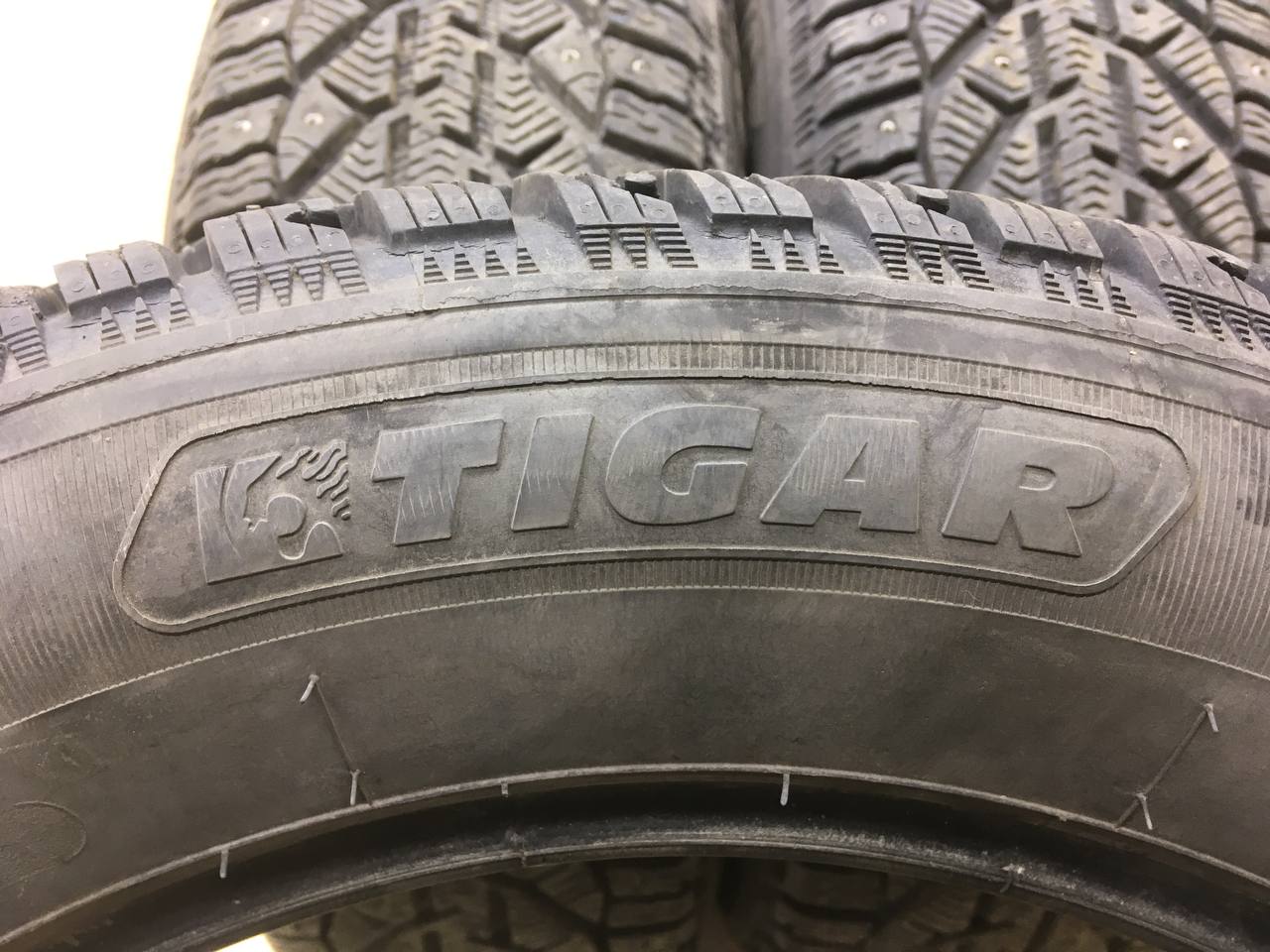 Шины к-кт R17 Зимние шипованные Tigar SUV Ice