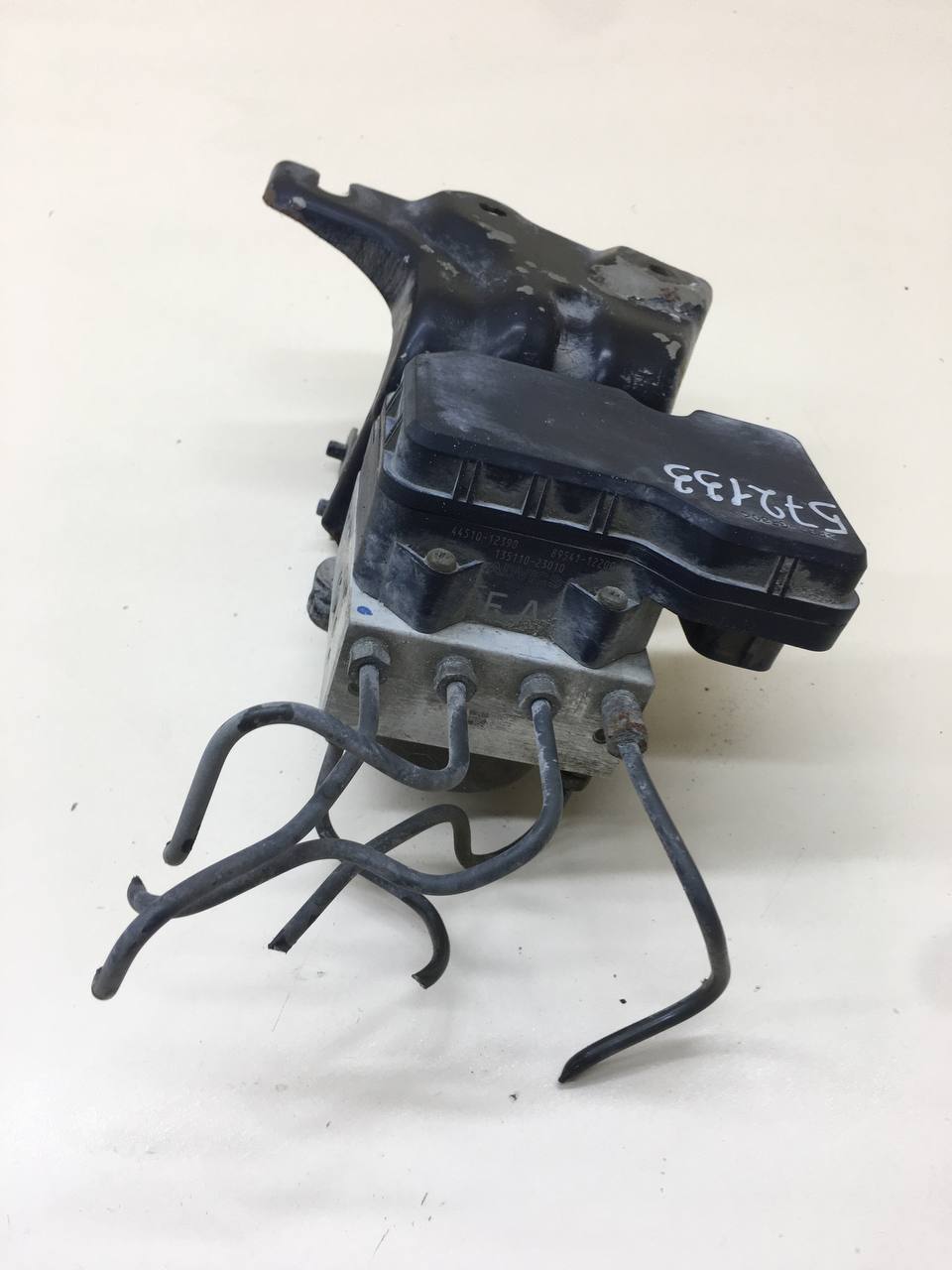 Блок ABS (насос) Toyota Auris (E150) 2006-2012 Блок ABS (насос) Toyota Auris (E150) 2006-2012