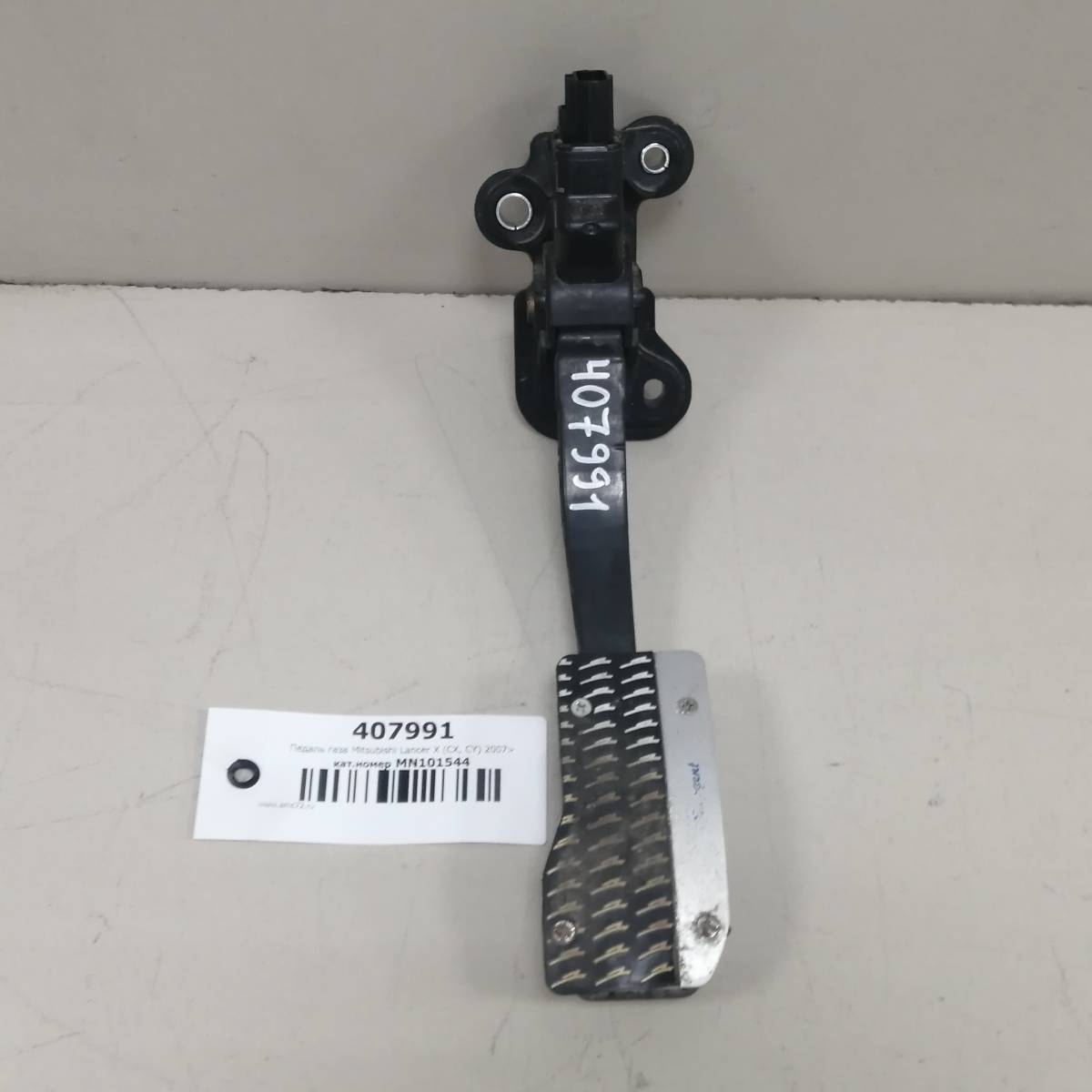 Педаль газа Mitsubishi Lancer X (CX, CY) 2007> Педаль газа Mitsubishi Lancer X (CX, CY) 2007>