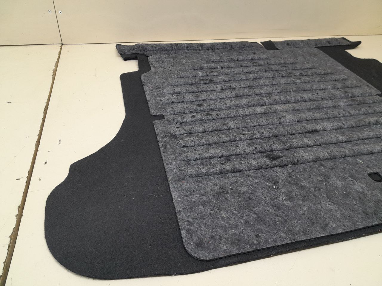 Пол багажника Lada Vesta 2015>