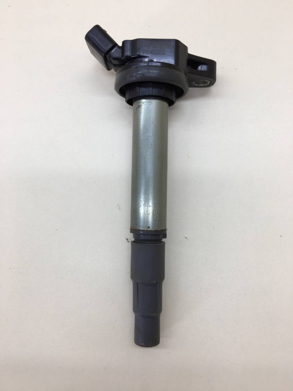 Катушка зажигания Toyota Rav 4 (A30) 2006-2013 Катушка зажигания Toyota Rav 4 (A30) 2006-2013
