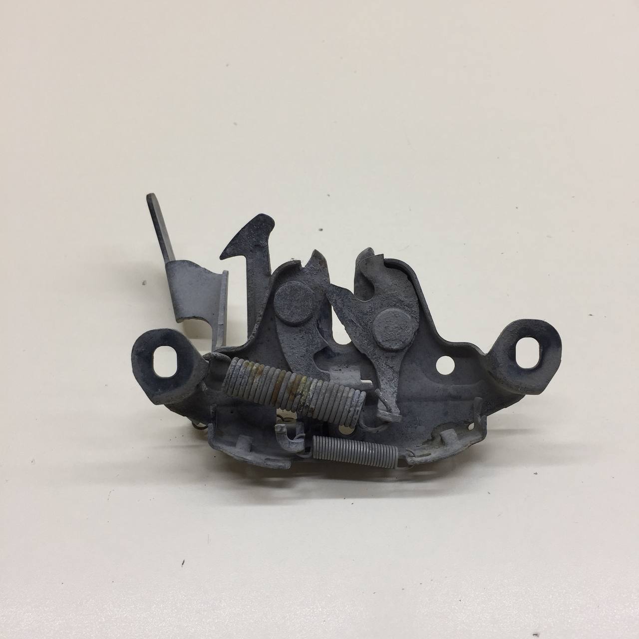 Замок капота Nissan Almera 3 (G11, G15) 2012>