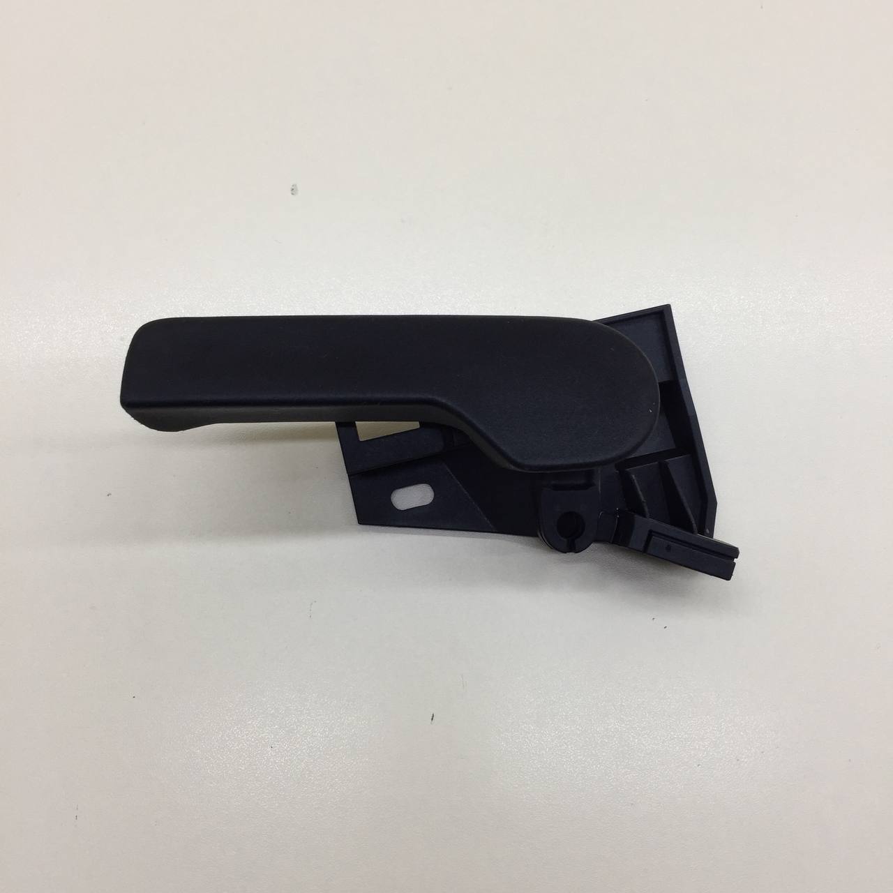 Ручка открывания капота Volkswagen Tiguan (5N1) 2007-2011