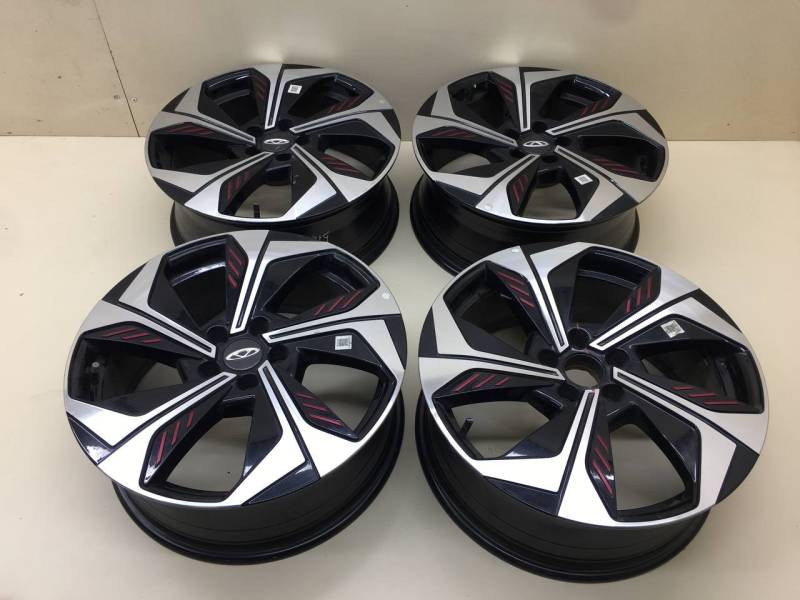 Диски к-кт R18 Литые