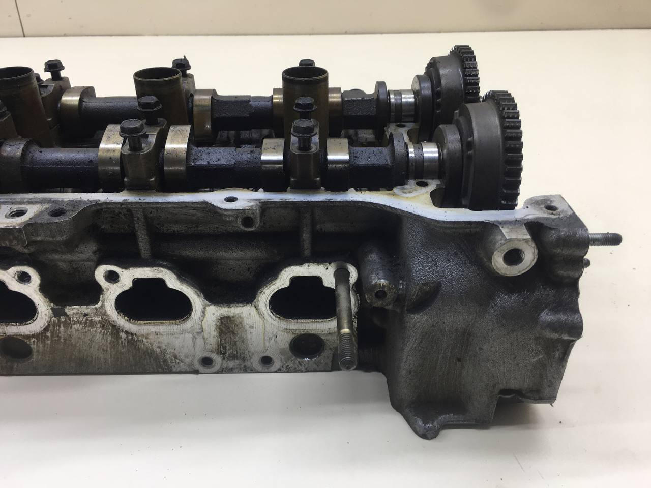 Головка блока цилиндров Nissan Almera (N16) 2000-2006
