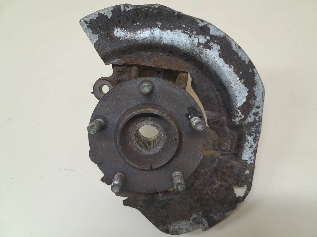 Кулак поворотный передний левый Mazda Mazda 3 (BL) 2009-2013