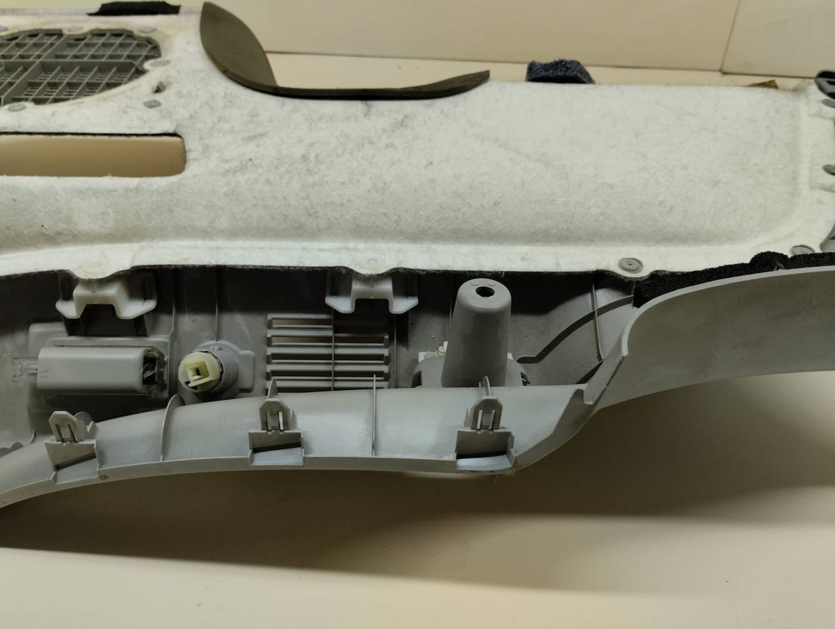 Обшивка багажника Lexus RX 350 /450h (XL10) 2009-2015 Обшивка багажника Lexus RX 350 /450h (XL10) 2009-2015