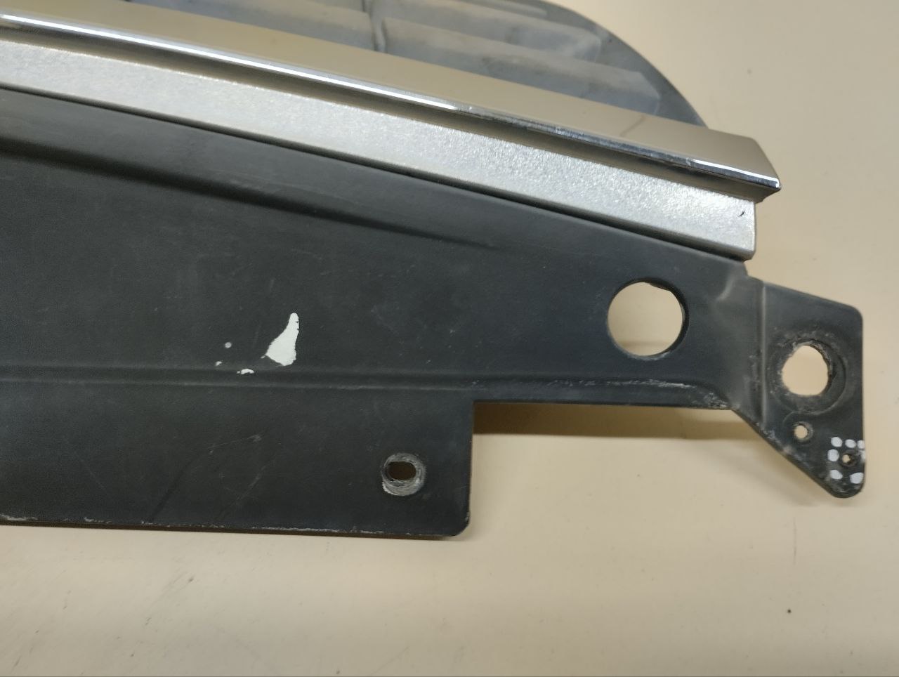 Решетка радиатора Nissan Almera Classic (B10) 2006-2013 Решетка радиатора Nissan Almera Classic (B10) 2006-2013
