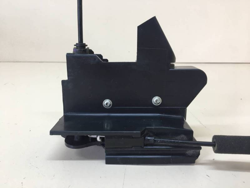 Замок двери задней левой Lada Vesta 2015>