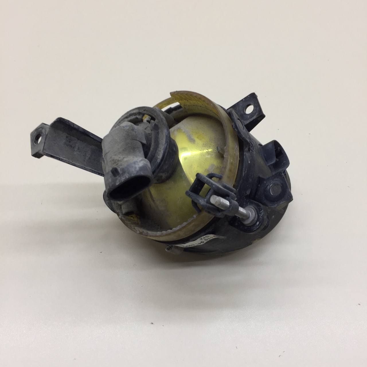 Фара противотуманная левая Volkswagen Tiguan (5N1) 2007-2011 Фара противотуманная левая Volkswagen Tiguan (5N1) 2007-2011