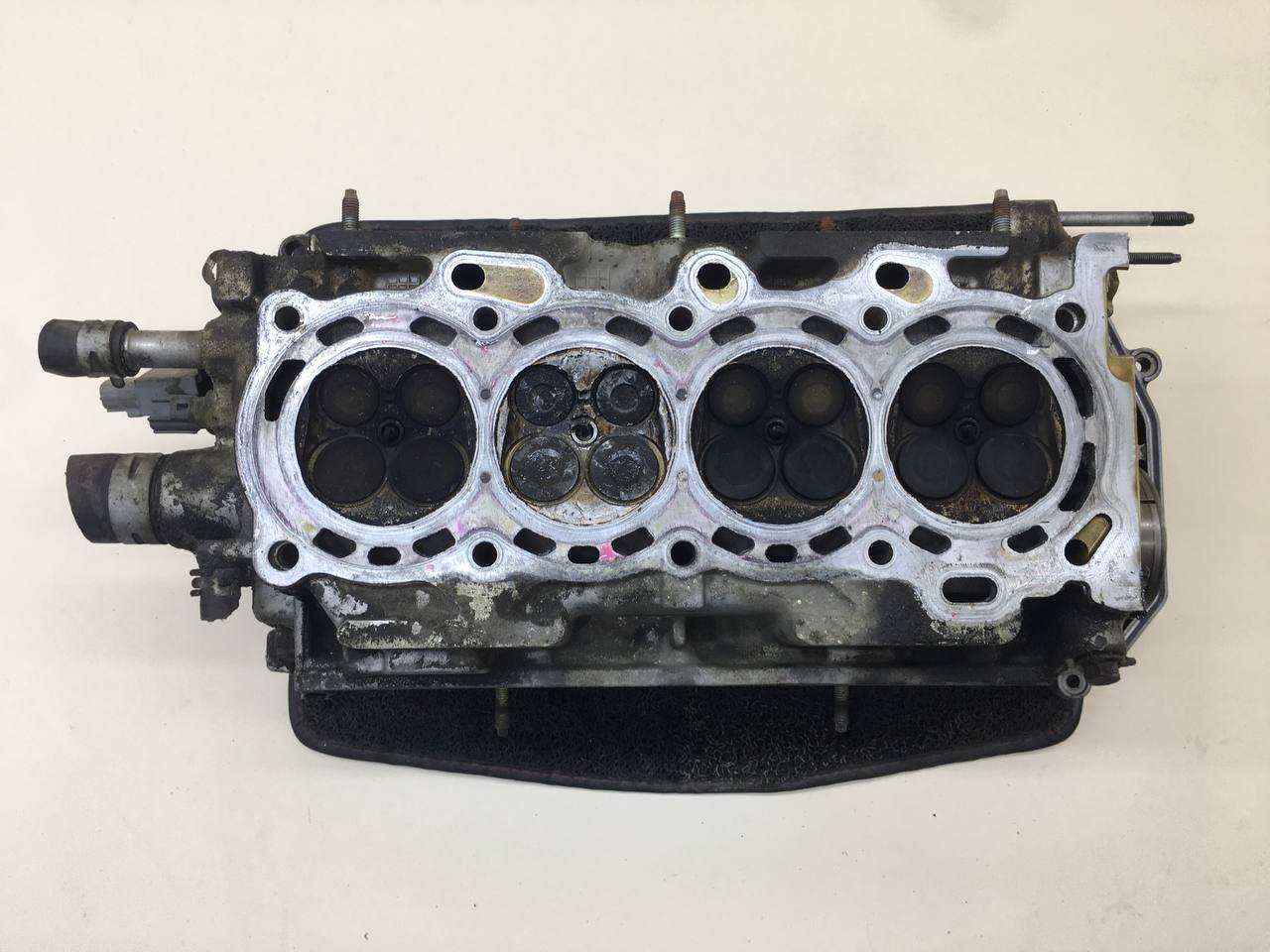 Головка блока цилиндров Toyota Corolla E120 2001-2007 Головка блока цилиндров Toyota Corolla E120 2001-2007
