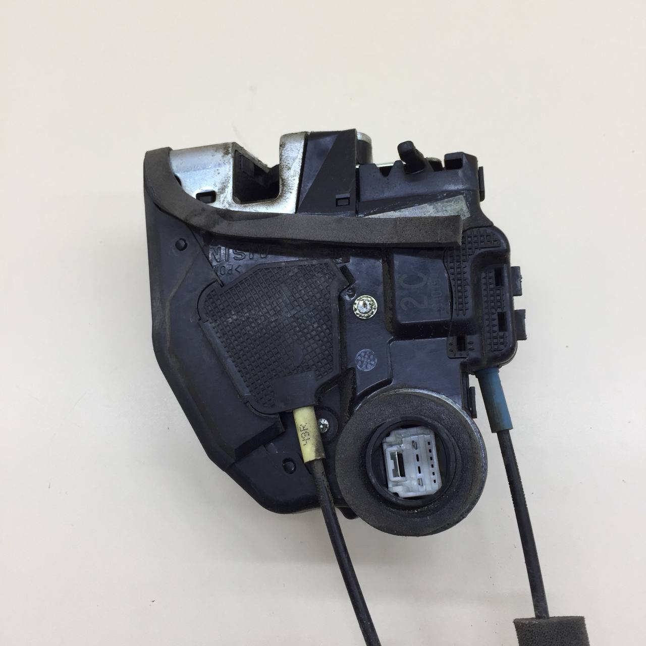 Замок двери задней правой Toyota Rav 4 (A30) 2006-2013