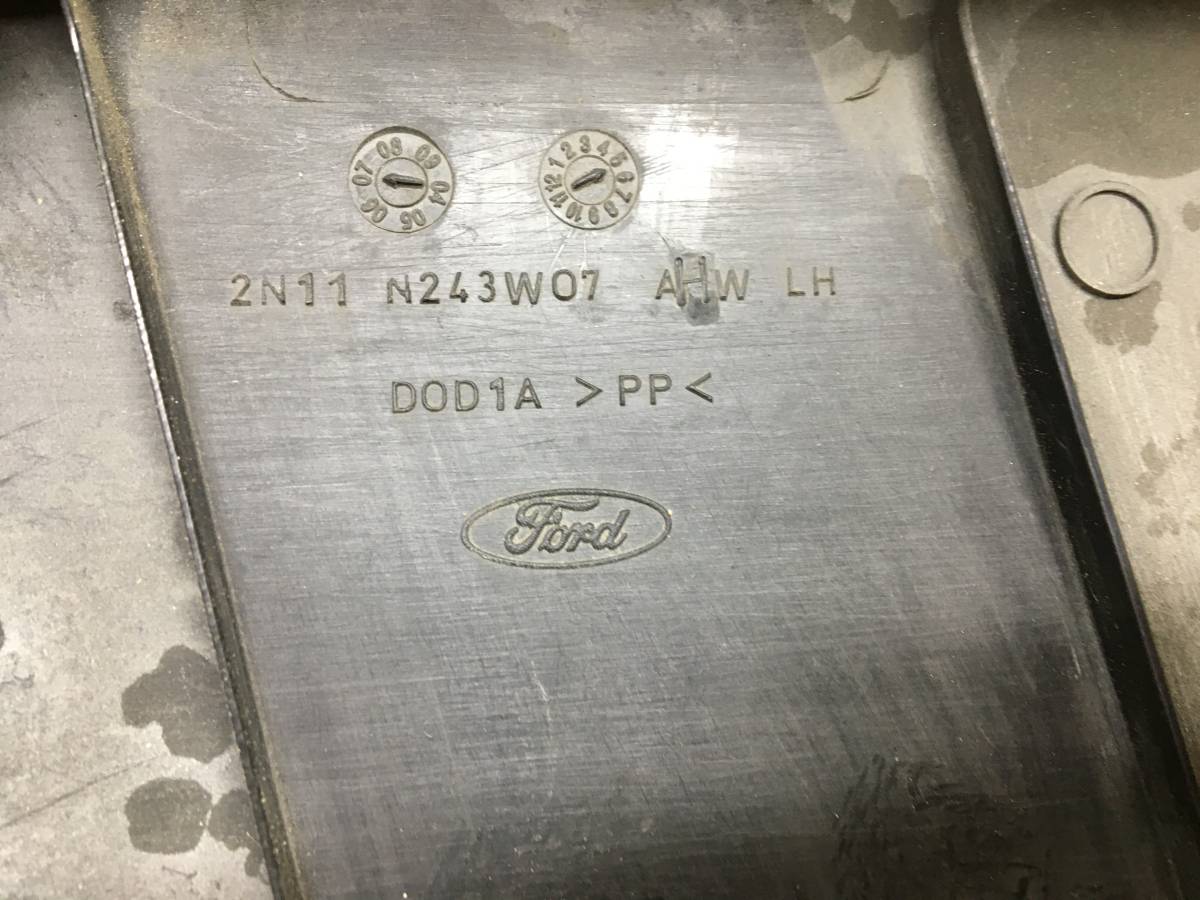 Обшивка стойки Ford Fusion (JU) 2002-2012