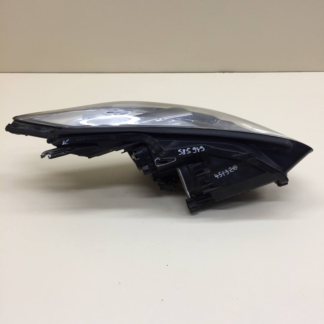 Фара левая Nissan GTR (R35) 2008> Фара левая Nissan GTR (R35) 2008>