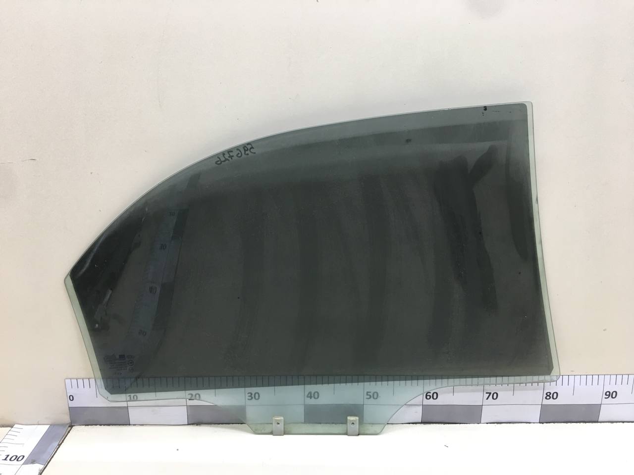 Стекло двери задней левой Kia Spectra (SD) 2004-2011