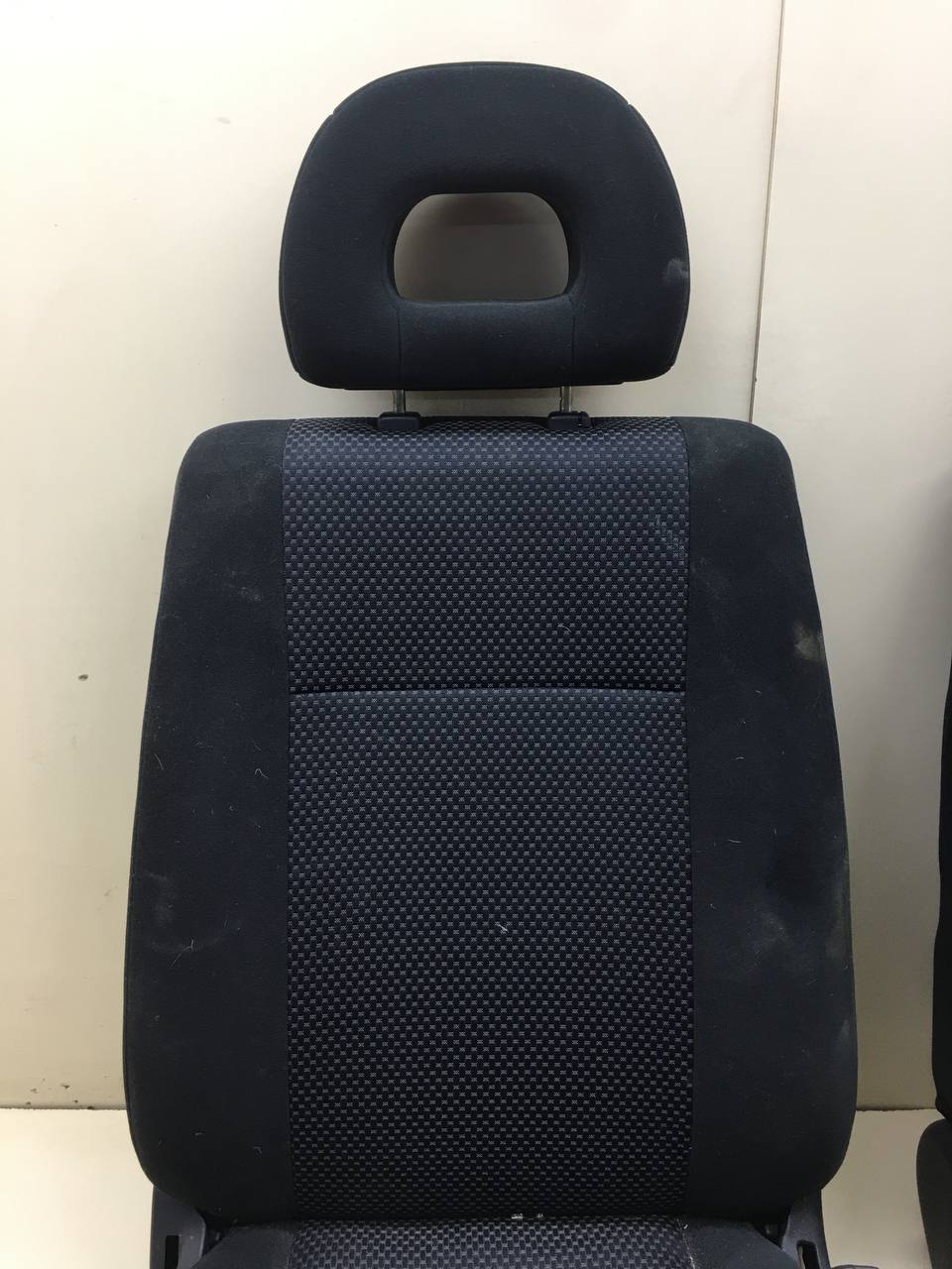 Сиденье (комплект) Mitsubishi Lancer 9  (CS/Classic) 2000-2011