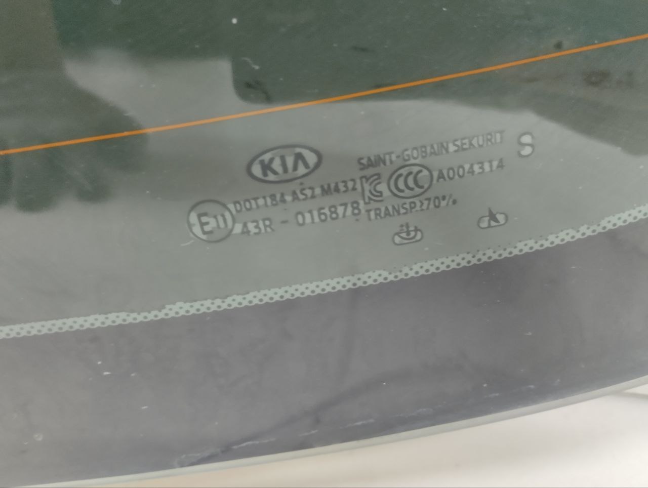 Стекло заднее Kia Cerato (BD) 2018-2022 Стекло заднее Kia Cerato (BD) 2018-2022