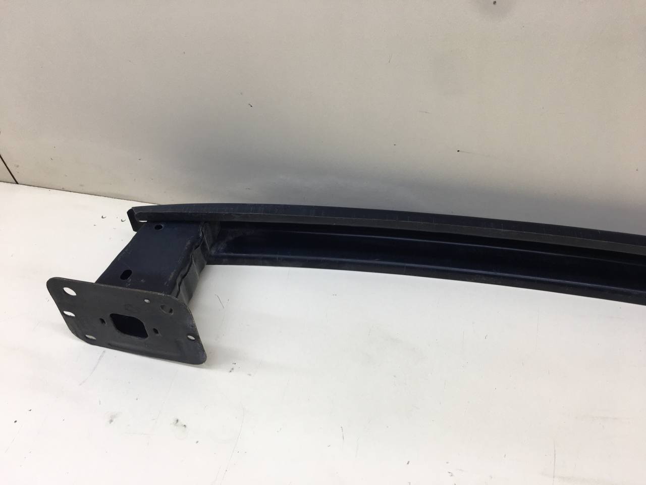 Усилитель заднего бампера Ford Focus 2 (DA) 2005-2008