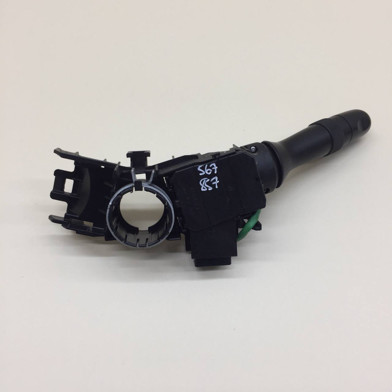 Переключатель поворотов подрулевой Toyota Rav 4 (A30) 2006-2013