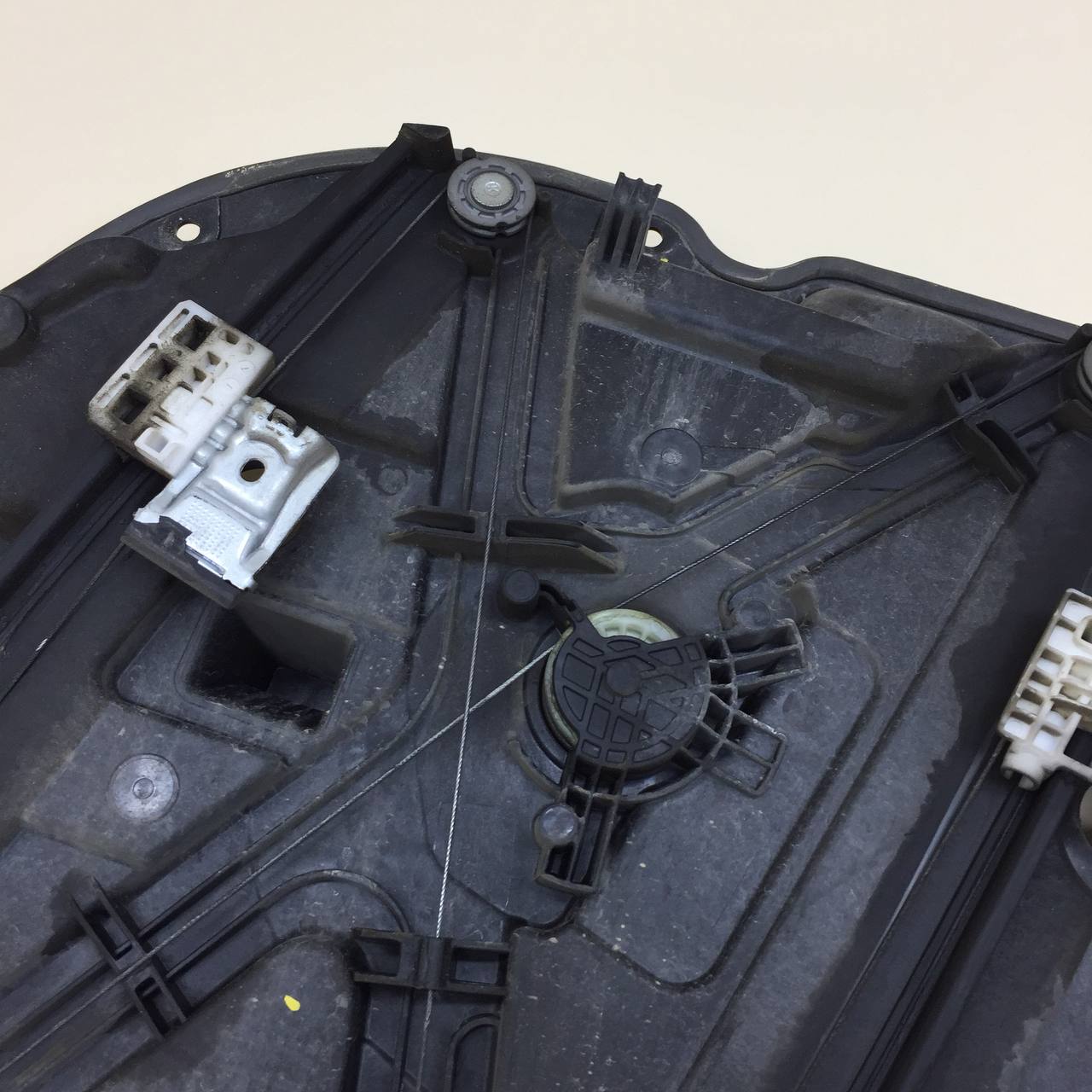 Стеклоподъемник электр. передний левый Hyundai Elantra (CN7) 2020>