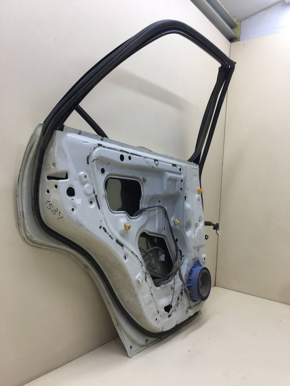 Дверь задняя левая Lexus RX 300 (XU10) 1997-2003 Дверь задняя левая Lexus RX 300 (XU10) 1997-2003