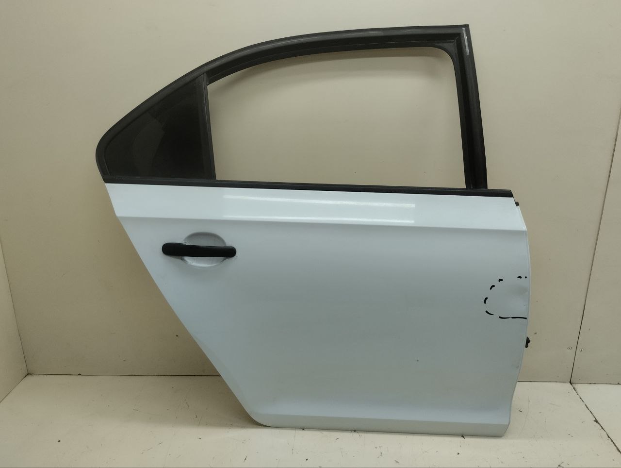Дверь задняя правая Skoda Rapid 2012-2020 Дверь задняя правая Skoda Rapid 2012-2020