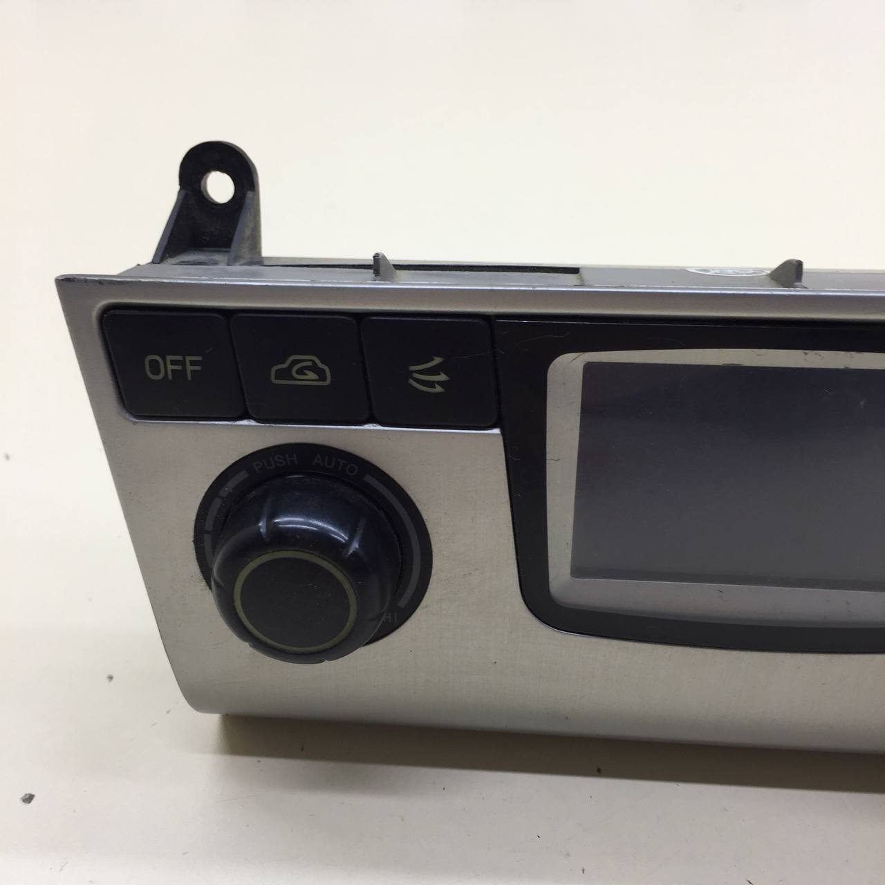 Блок управления климатической установкой Vortex Estina 2008-2012