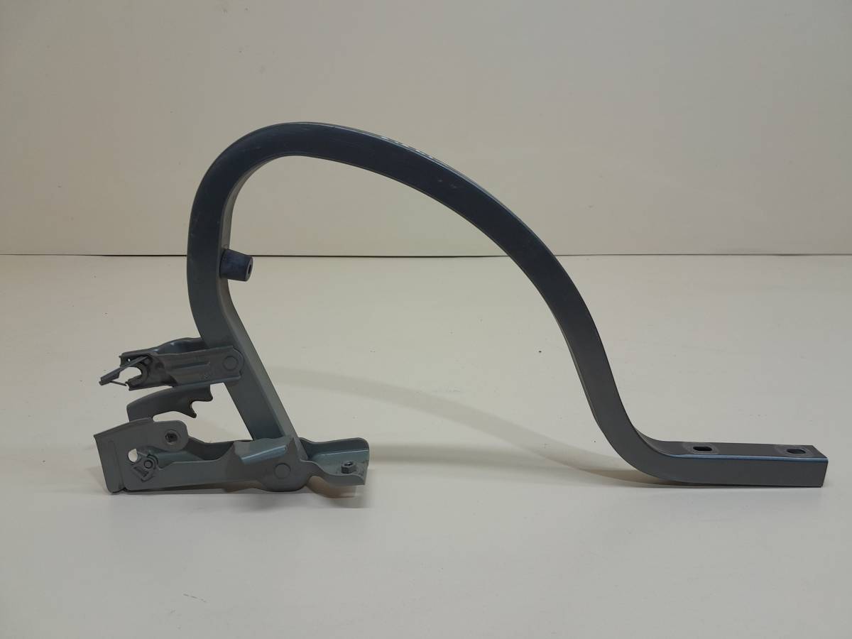 Петля крышки багажника Chevrolet Cobalt (T250) 2011-2015