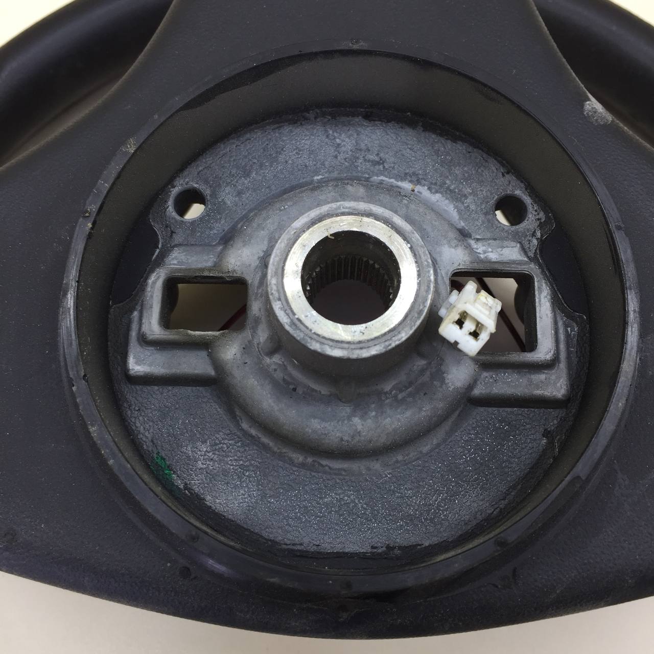 Рулевое колесо без AIR BAG Chevrolet Niva 2009-2020