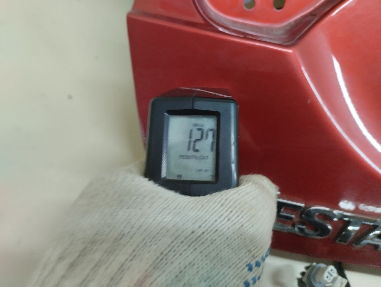 Дверь багажника со стеклом Lada Vesta 2015>