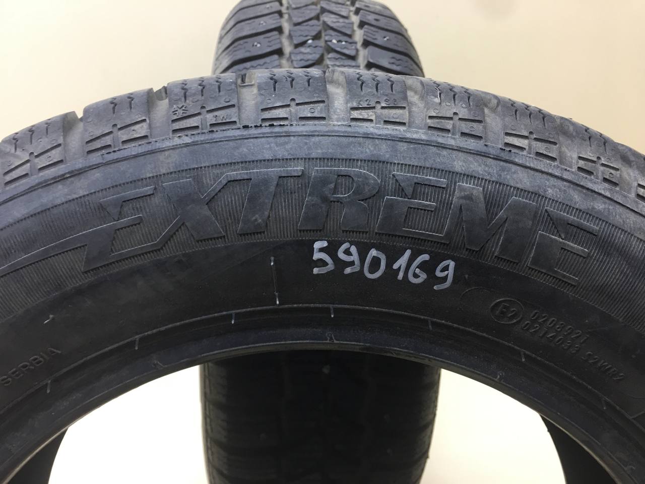 Шины R14 Зимние шипованные Extreme Stud
