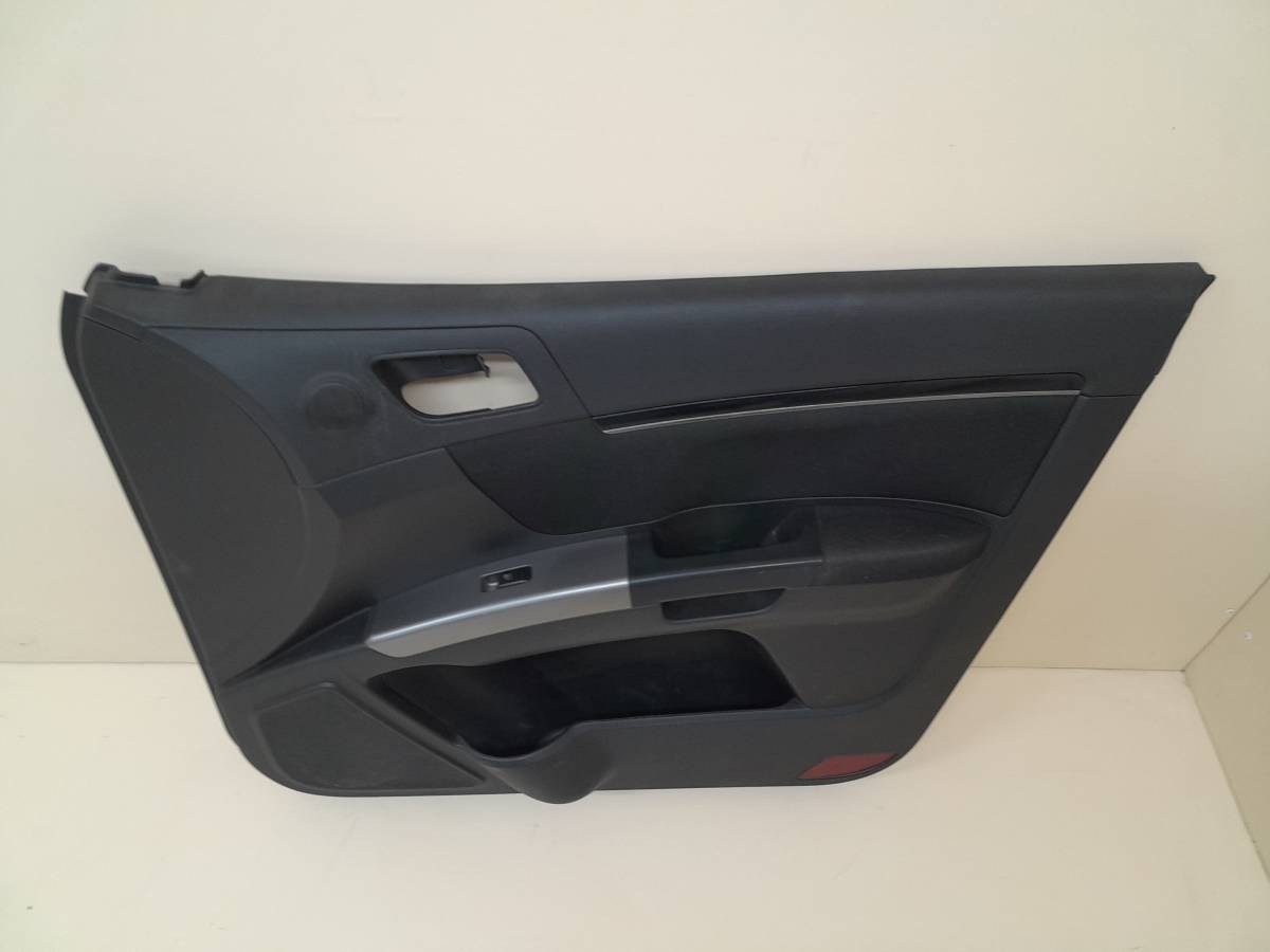 Обшивка двери передней правой Geely Emgrand EC7 2008>