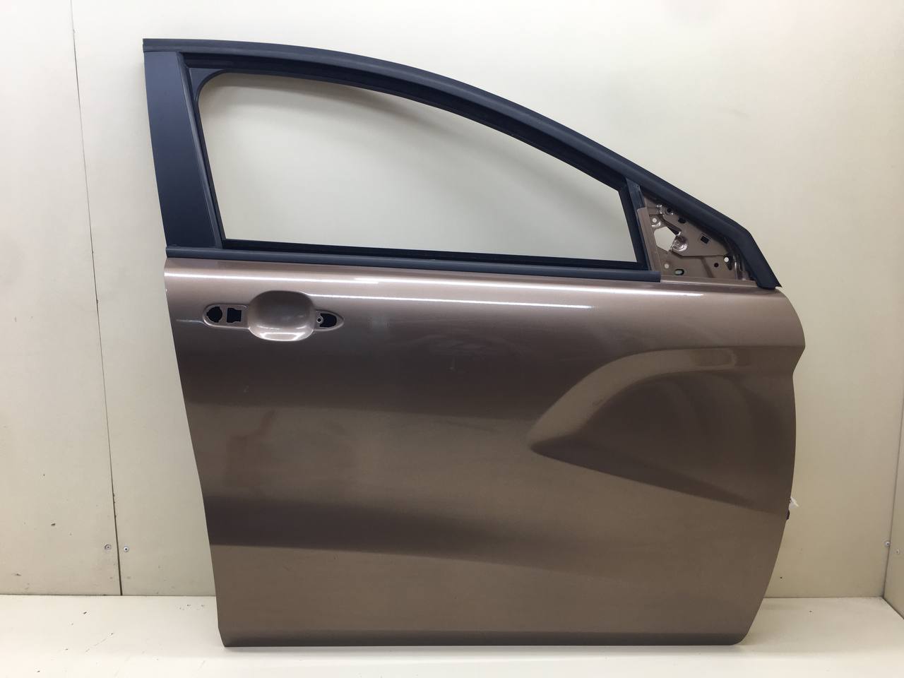 Дверь передняя правая Lada X-RAY 2016>