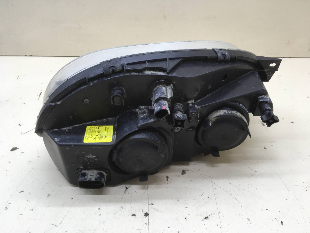 Фара левая Chevrolet Niva 2009-2020