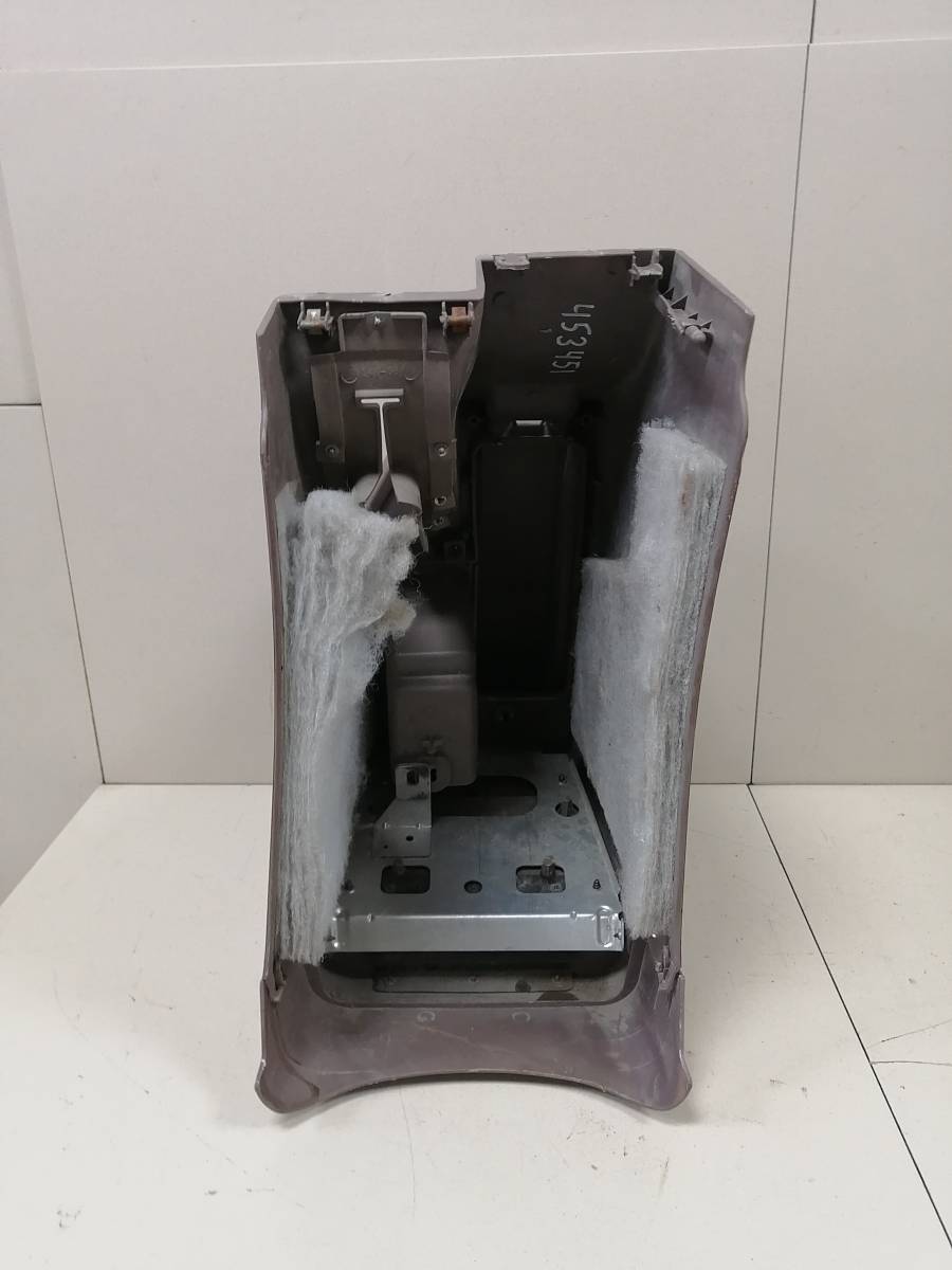 Подлокотник Great Wall H1 2005-2010