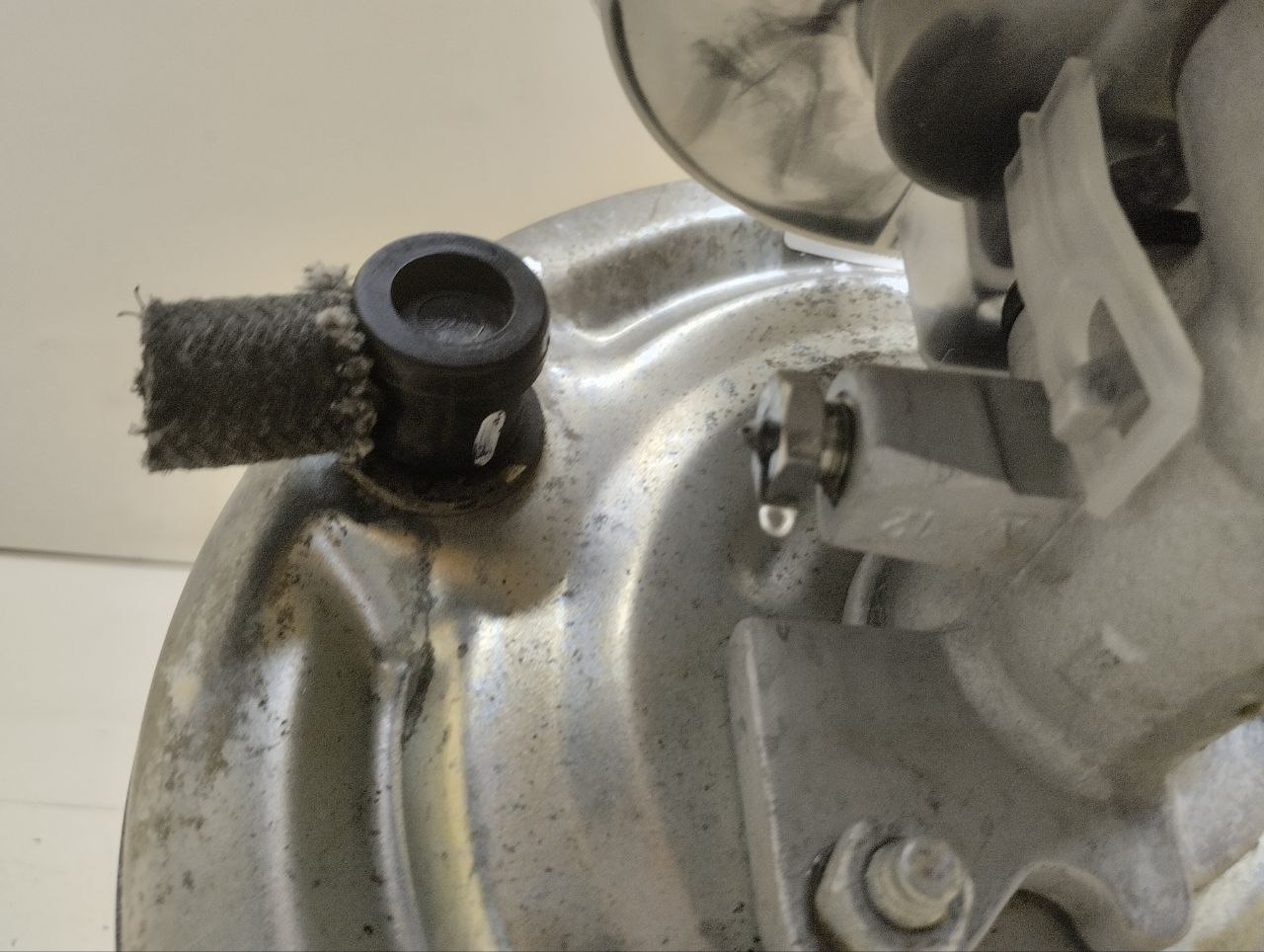 Усилитель тормозов вакуумный Chevrolet Niva 2009-2020