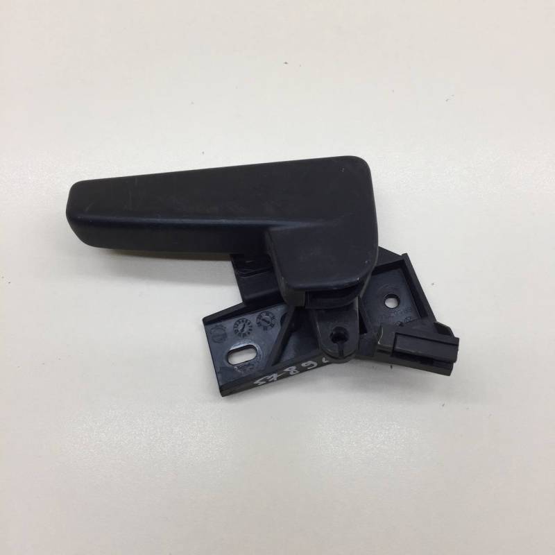 Ручка открывания капота Volkswagen Polo (MK5) 2011-2020 Ручка открывания капота Volkswagen Polo (MK5) 2011-2020