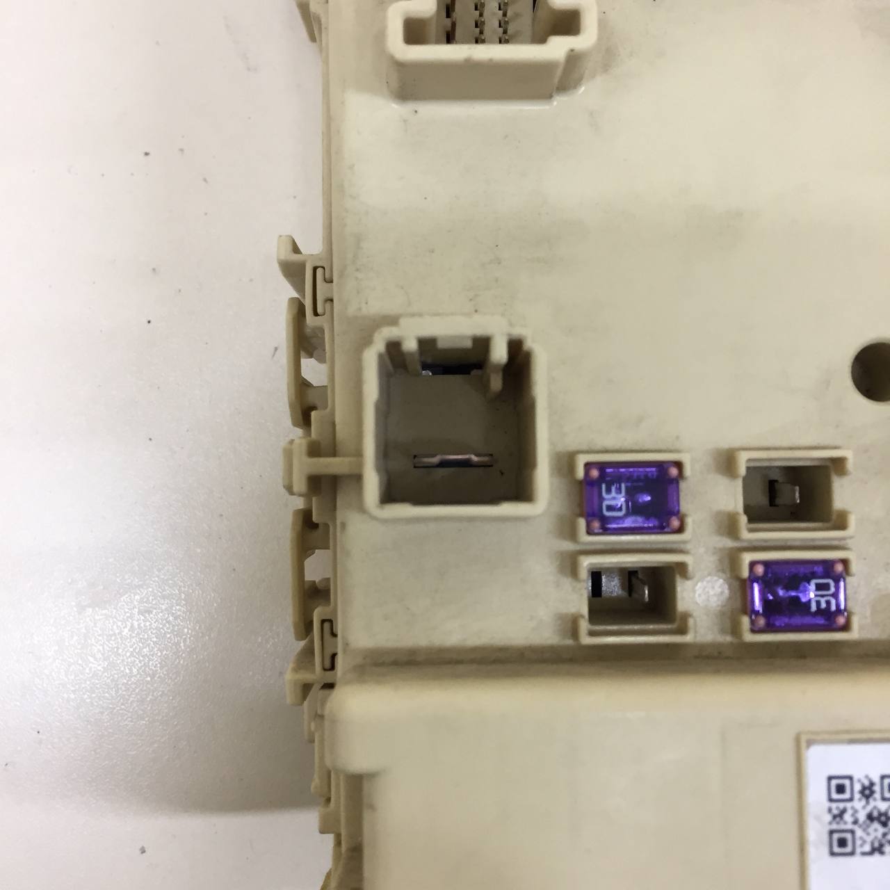 Блок предохранителей Toyota Corolla E180 2013-2019