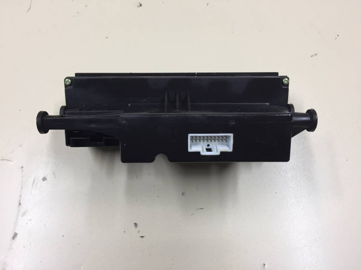 Блок управления отопителем Nissan Almera Classic (B10) 2006-2013