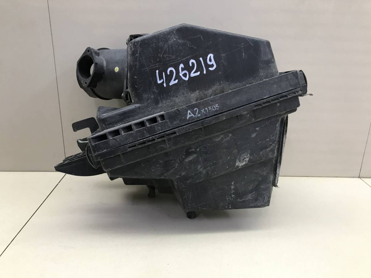 Корпус воздушного фильтра Nissan Primera (P12) 2002-2007